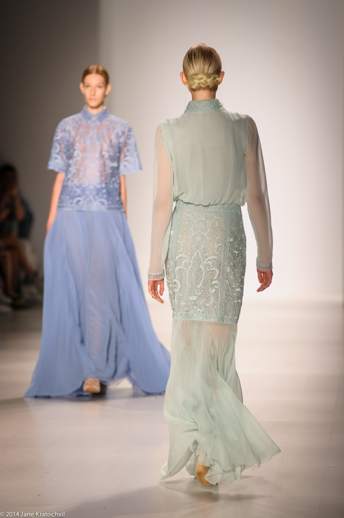 Tadashi Shoji - Jane Kratochvil